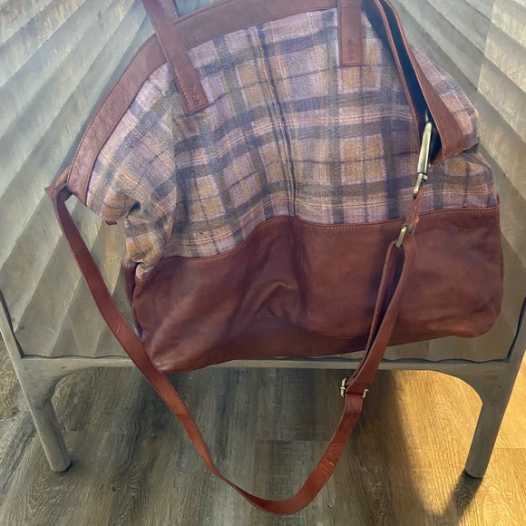 We The Free Rockport Weekender Overnight/Oversized Leather Bag NWOT - Picture 6 of 8